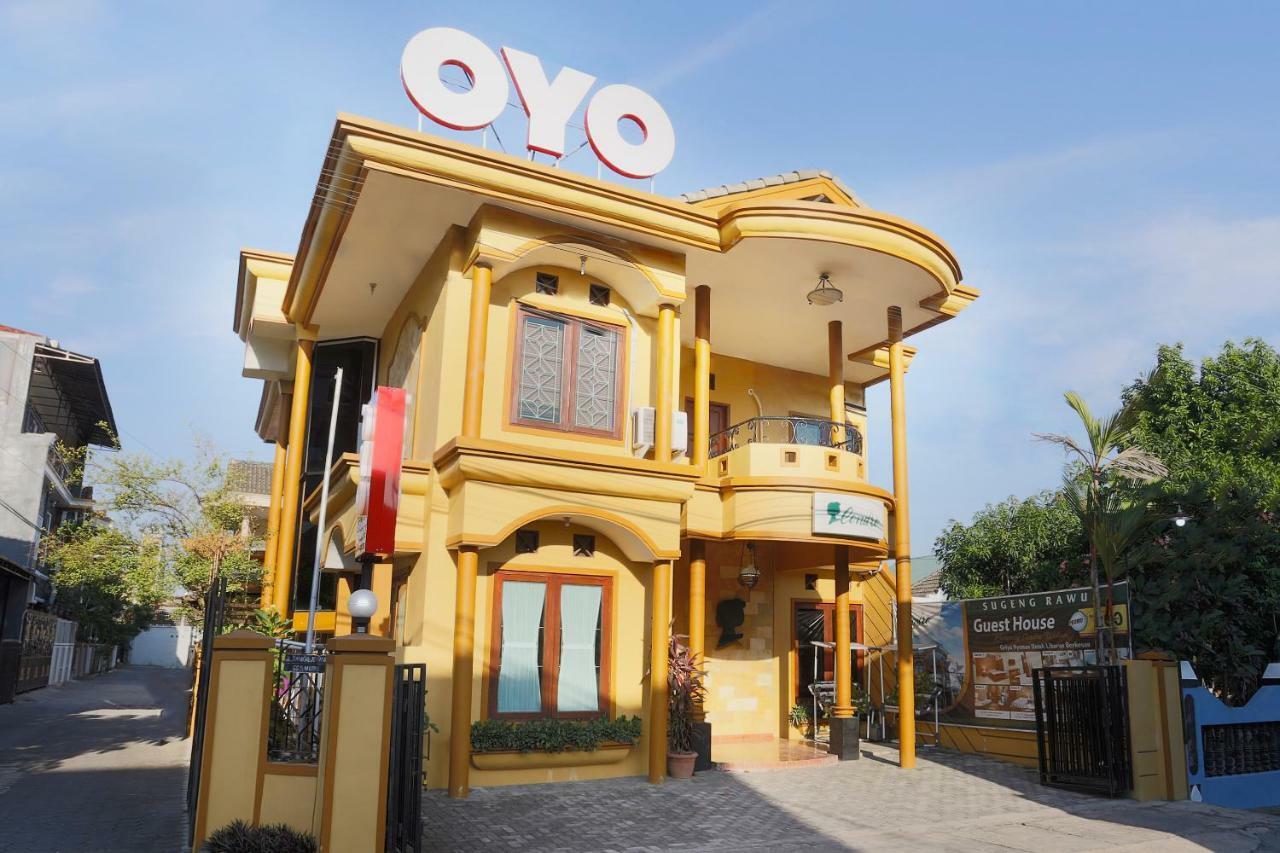 Oyo 1072 Kampung Condro Wulan Guesthouse Maguwo Экстерьер фото